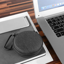 画像をギャラリービューアに読み込む, Geekria ケース Sheild ヘッドホンケース 互換性 ハードケース 旅行用 ハードシェルケース ファーウェイ HUAWEI FreeBuds 3 FreeBuds 6i FreeClip に対応 収納ポーチ付き (ダークグレー)
