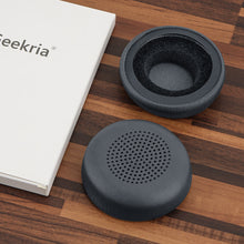 画像をギャラリービューアに読み込む, Geekria イヤーパッド互換性 パッド ロジクール Logitech Zone Wireless/ Zone Wireless Plus/ Zone 900 Headset (Do Not Fit Zone Wired/ Zone 750/ Zone Wireless 2) ヘッドホンに対応 パッド イヤー / イヤーカップ (プロテインレザー / チタン)
