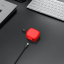 画像をギャラリービューアに読み込む, Geekria シリコン カバー 互換性 カバー JBL Live PRO+ 対応 True Wireless Earbuds 充電ケース充電ケースカバー 外装カバー キーホルダーフック付き 充電ポートアクセス可能 (Red)

