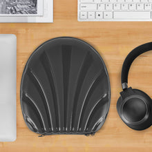 画像をギャラリービューアに読み込む, Geekria ケース PRO ヘッドホンケース 互換性 ハードケース 旅行用 ハードシェルケース ジェイビーエル JBL TUNE 770NC, Tour ONE, Tune 760NC, TUNE 750NC, Tune 720BT, Tune710BT, TUNE 700BT, Live 650BTNC に対応 収納ポーチ付き (シーシェル、ブラック)
