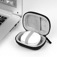 画像をギャラリービューアに読み込む, Geekria シールド イヤフォン ケースサムスン SAMSUNG Galaxy Buds 2 Pro Galaxy Buds 2 Galaxy Buds FE 完全ワイヤレス イヤフォンと互換性あり、交換用ハードシェル トラベル キャリング バッグカラビナ クリップ付き(濃い灰色)
