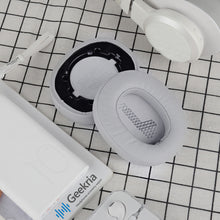 画像をギャラリービューアに読み込む, Geekria イヤーパッド QuickFit 互換性 パッド ジェイビーエル JBL LIVE 500BT ヘッドホンに対応 パッド イヤークッション / イヤーカップ (プロテインレザー / グレー)

