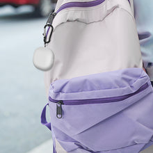 画像をギャラリービューアに読み込む, Geekria シリコン カバー 互換性 カバー Anker Soundcore Liberty Air 2 Pro 対応 True Wireless Earbuds 充電ケース充電ケースカバー 外装カバー キーホルダーフック付き、充電ポートアクセス可能 (White)
