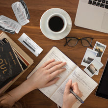 画像をギャラリービューアに読み込む, Geekria カバー 100 個入り 50ペア 個別包装 2個入り ヘッドホンカバー 不織布 使い捨て イヤーパッドカバー ストレッチニット オーバーイヤー ヘッドホンMRI ヘッドセット 用 劣化防止、防塵 (中 / ホワイト)
