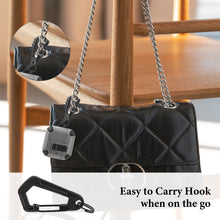 画像をギャラリービューアに読み込む, Geekria ハードシェルケース Apple AirPods 4用 耐衝撃フルボディカバー ロック解除フラップ、電話ホルダー、マグネット式バック付き
