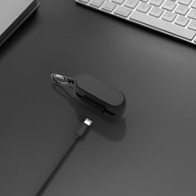 画像をギャラリービューアに読み込む, Geekria シリコン カバー 互換性 カバー Jabra Elite 85t 対応 True Wireless Earbuds 充電ケース充電ケースカバー 外装カバー キーホルダーフック付き、充電ポートアクセス可能 (Black)
