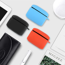 画像をギャラリービューアに読み込む, Geekria シリコンカバー 互換性 カバージャブラ Jabra Elite Active 65t 対応 True Wireless Earbuds 充電ケースカバー 外装カバーキーホルダーフック付き、フロントLED可視
