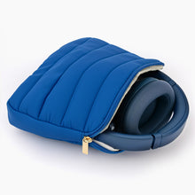 画像をギャラリービューアに読み込む, Geekria NOVA ヘッドホン用パフィーポーチ ジェイビーエル JBL Tour One M3、ゼンハイザー Sennheiser PXC 550-II、ボーズ Bose QC Ultra 対応 ソフトシェル交換用保護トラベルキャリーバッグ ケーブル収納付き (ブルー)
