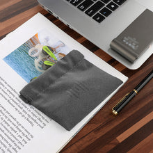 画像をギャラリービューアに読み込む, Geekria 2パック ソフト マイクロファイバー ヘッドホン カバー イヤホン スリーブ ポケット 小銭入れ 小物を整理 USBドライブ/SD/TFカード/キー収納 便利なスマートフォン アクセサリー
