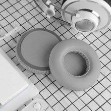 画像をギャラリービューアに読み込む, Geekria イヤーパッド QuickFit 互換性 パッド モンスター AKG K550, K551, K553 MKII ヘッドホンに対応 パッド イヤー / イヤーカップ ( プロテインレザー / グレー )
