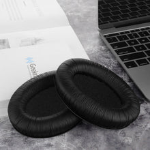 画像をギャラリービューアに読み込む, Geekria イヤーパッド QuickFit 互換性 パッド ゼンハイザー Sennheiser PXC350, HD380, PC350, PC350 SE, PXE350, HME95, HMEC250, HD380 PRO ヘッドホンに対応 パッド イヤー / イヤーカップ ( レザーレット / ブラック )
