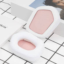 画像をギャラリービューアに読み込む, Geekria イヤーパッド Comfort 互換性 パッド ロジクール Logitech G733, G535, G335 ヘッドホンに対応 パッド イヤー / イヤーカップ メッシュファブリック (ホワイト＋ピンク)
