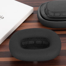 画像をギャラリービューアに読み込む, Geekria QuickFit イヤーパッド 互換性 パッド アップル Apple Airpods MAX ヘッドホンに対応 イヤパッド/イヤークッション/イヤーカップ ( プロテインレザー / ブラック )
