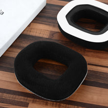 画像をギャラリービューアに読み込む, Geekria イヤーパッド Comfort 互換性 パッド Astro A40 TR A50 ヘッドホンに対応 パッド イヤークッション / イヤーカップ (ベロア / ブラック)
