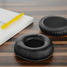 画像をギャラリービューアに読み込む, Geekria QuickFit イヤーパッド 互換性 パッド アーカーゲー AKG K518, K518DJ, K81, K518LE ヘッドホンに対応 イヤパッド/イヤークッション/イヤーカップ ( プロテインレザー / ブラック )
