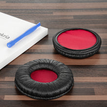 画像をギャラリービューアに読み込む, Geekria イヤーパッド QuickFit 互換性 パッド ソニー Sony MDR-V55, V500DJ ヘッドホンに対応 イヤパッド/イヤークッション/イヤーカップ ( プロテインレザー / 黒赤 )
