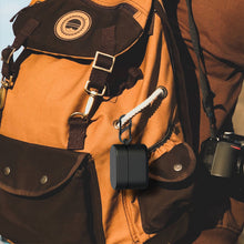 画像をギャラリービューアに読み込む, Geekria シリコン カバー 互換性 カバー Denon AH-C630W 対応 True Wireless Earbuds 充電ケース充電ケースカバー 外装カバー キーホルダーフック付き 充電ポートアクセス可能 (Black)

