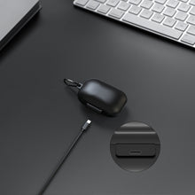 画像をギャラリービューアに読み込む, Geekria シリコン カバー 互換性 カバー Skullcandy Push Active 対応 True Wireless Earbuds 充電ケース充電ケースカバー 外装カバー キーホルダーフック付き、充電ポートアクセス可能 (Black)
