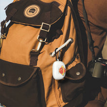 画像をギャラリービューアに読み込む, Geekria シリコン カバー 互換性 カバー ソニー Sony WF-1000XM5 対応 True Wireless Earbuds 充電ケースカバー 外装カバー キーホルダーフック付き 充電ポートアクセス可能 (白)
