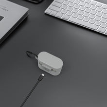 画像をギャラリービューアに読み込む, Geekria シリコン カバー 互換性 ソニー Sony WF-1000XM6 (Model YY2985) 対応 True Wireless Earbuds、キーホルダーフック付き、ケースポートアクセス可能、フロントLED可視 (グレー)
