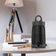 画像をギャラリービューアに読み込む, Geekria シリコーンスピーカーケース カバー 互換性カバーボーズ Bose SoundLink Revolve に 対応 保護用の防水ソフトスキン、スピーカーケース、キーホルダーフック付き
