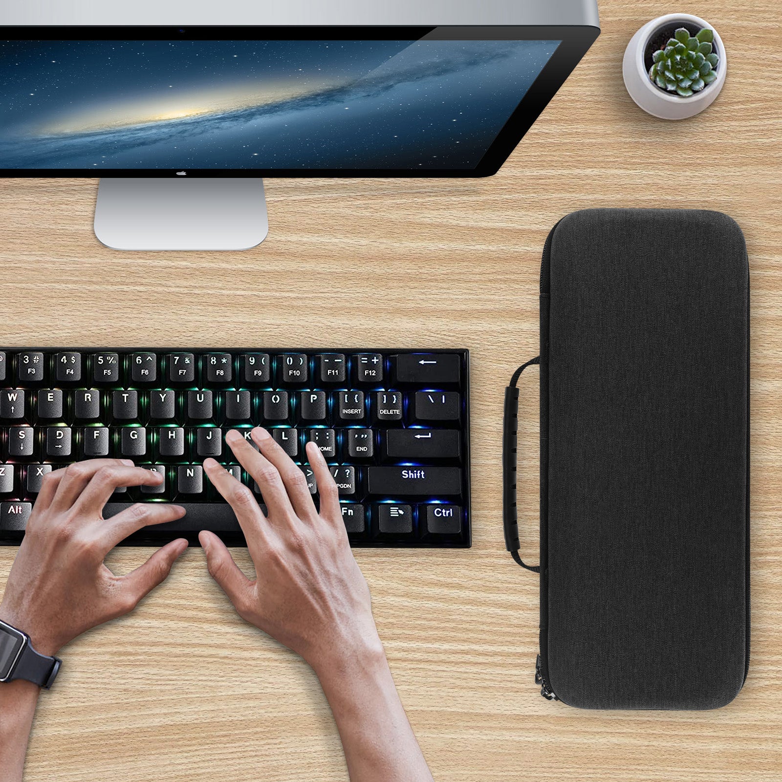 Geekria 60% コンパクトキーボードケース、61 キーコンピュータ