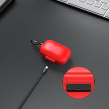 画像をギャラリービューアに読み込む, Geekria シリコン カバー 互換性 カバー Skullcandy Push Active 対応 True Wireless Earbuds 充電ケース充電ケースカバー 外装カバー キーホルダーフック付き、充電ポートアクセス可能 (Red)
