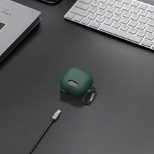 画像をギャラリービューアに読み込む, Geekria シリコン カバー 互換性 カバー Soundcore by アンカー Anker Liberty 4 NC 対応 充電ケースカバー 外装カバー キーホルダーフック付き 充電ポートアクセス可能 (緑)

