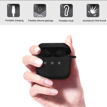 画像をギャラリービューアに読み込む, Geekria シリコンカバー Skullcandy Indy （Skullcandy 完全ワイヤレスイヤフォン Indy）用 カバー 高品質 シリコンケース 保護ケース 全面保護カバー 耐衝撃 軽量小型 落下防止 装着充電可能 防水 カラビナ付きブラック

